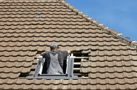 Pose de velux - Badecon-le-Pin